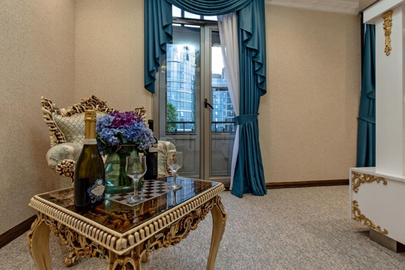Hotel Aqua Freedom Τυφλίδα Εξωτερικό φωτογραφία